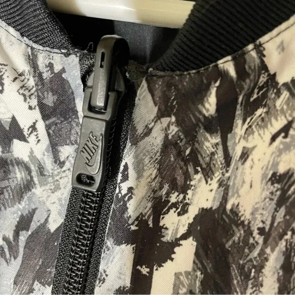 Nike Womens Bonded Woven Reversible Bomber Jacket Size Small - Picture 8 of 12